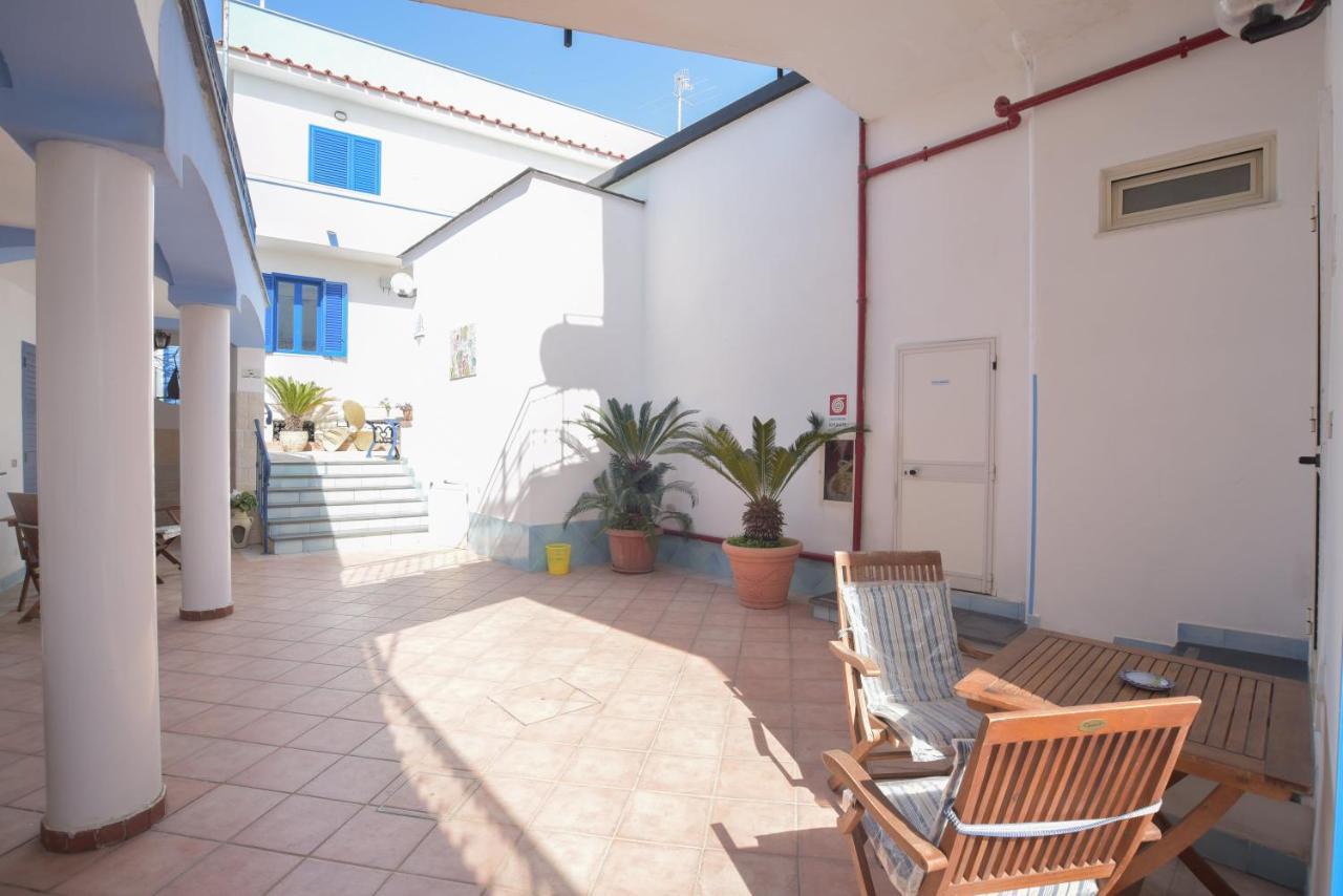 Hotel Celeste Procida Exteriör bild