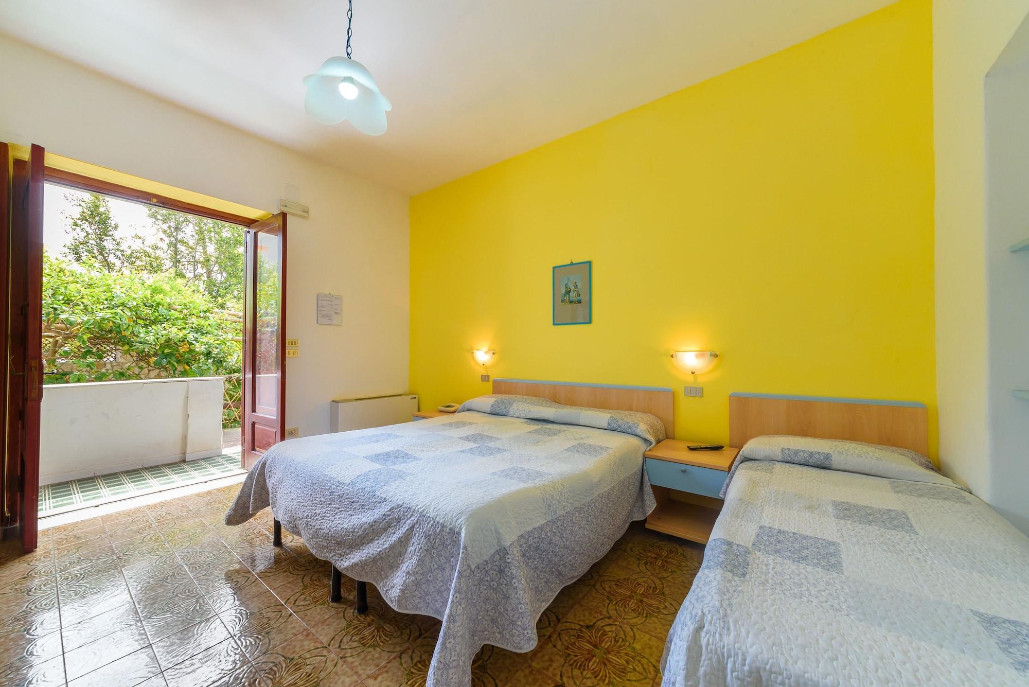 Hotel Celeste Procida Exteriör bild
