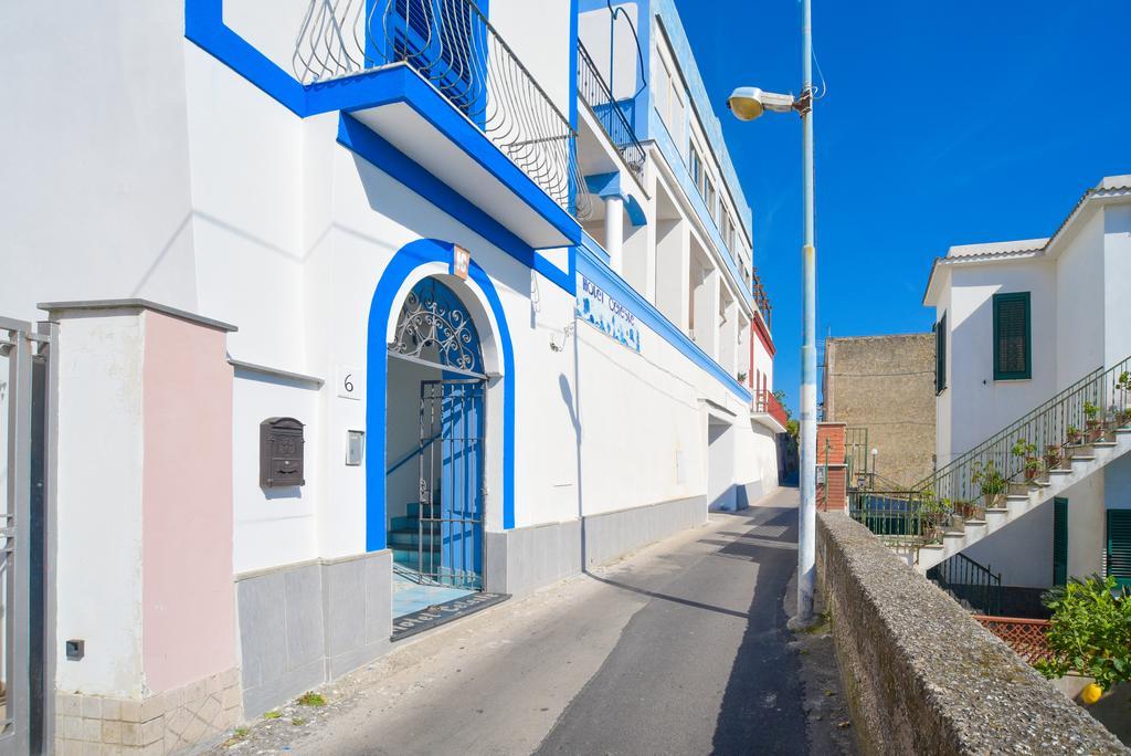 Hotel Celeste Procida Exteriör bild