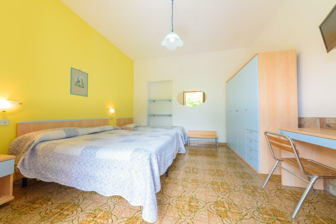Hotel Celeste Procida Exteriör bild